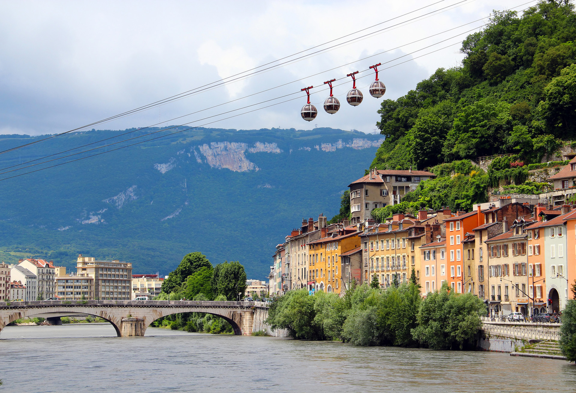 Een romantisch tripje de bergen in het adembenemende Grenoble
