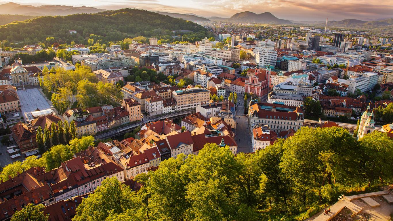 Flights to Slovenië